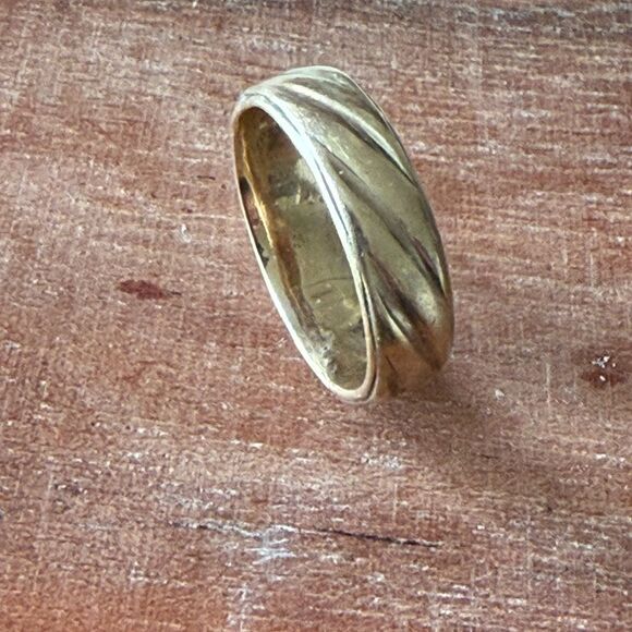 14k gold ring - Picture 1 of 4